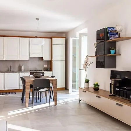 Celia's House Apartman *